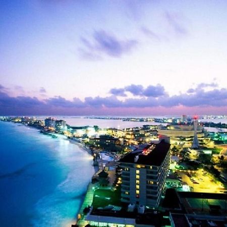 Cozy Ocean Front Penthouse At Marlin Beach Apartment Cancún Exterior foto